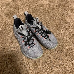 Lebron 15 Low Melon
